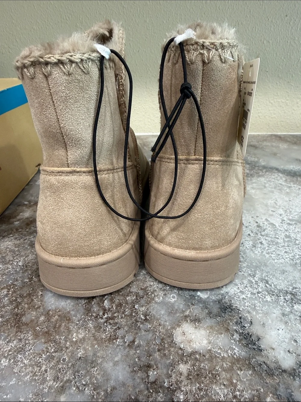 Classic Kids Fur-Trimmed Tan Winter Boots